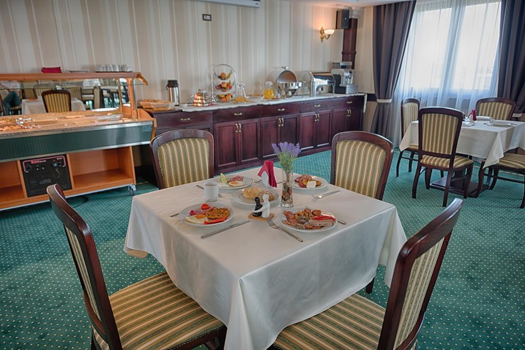 Hotel Magus 4*